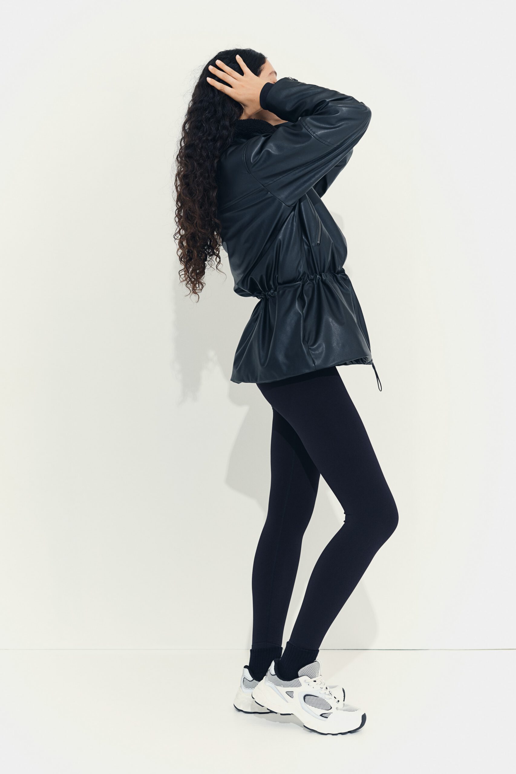 Seamless Shaping Activewear Leggings In DryMove™